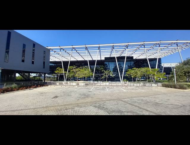781M² OFFICE TO LET IN WOODMEAD